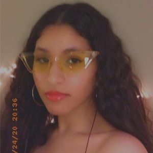 Meet your Posher, Yumna
